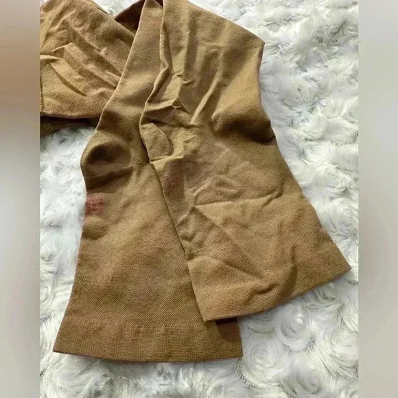 Medi Assure 20-30 Calf Open Toe Medical Compression Stockings - Picture 8 of 10